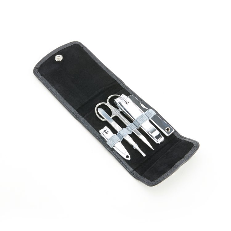 5 Piece Manicure Grooming Set black