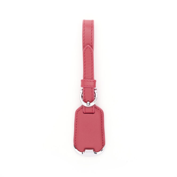 Legendary Bag Tag red