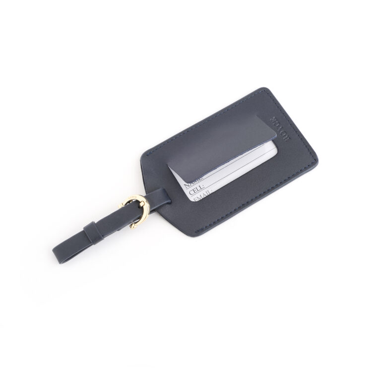 Luggage Tag with Privacy Flap magenta
